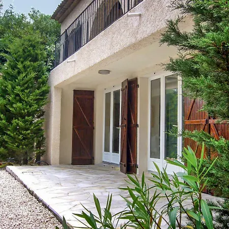 Апартаменты Les Collines De Valescure By Interhome Сен-Рафаэль